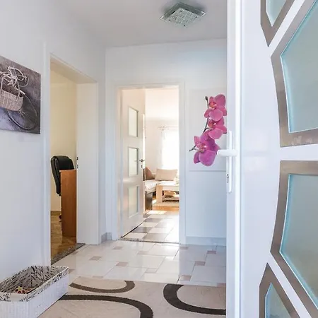 Villa Neno Donji Zemunik